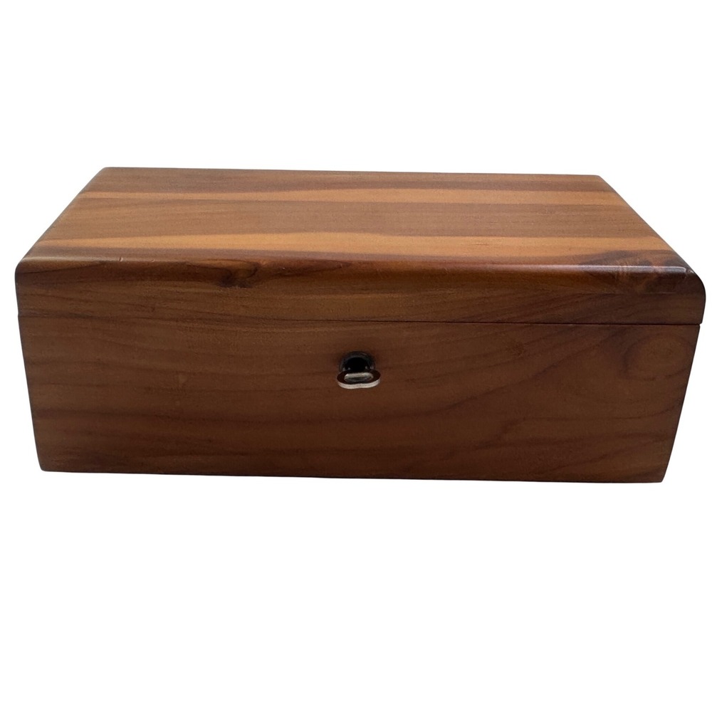 Vintage Lane Cedar Chest Jewelry Box with Key H & K Furniture Del Rio Texas